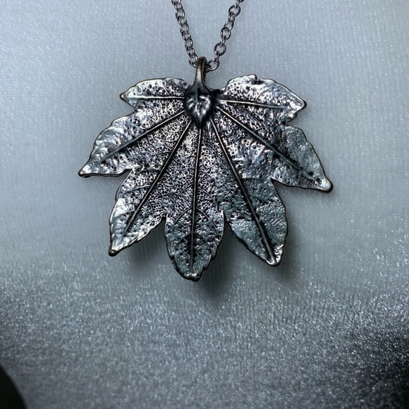 Silver Plated Leaf Necklace - Picture 2 of 2